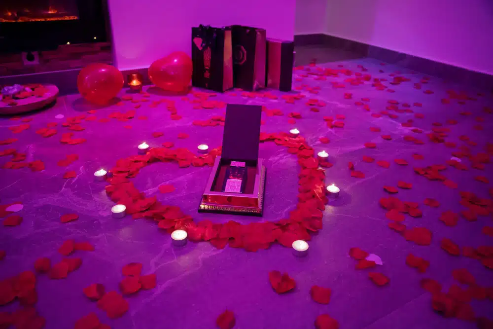 romantische versiering met paarse tint